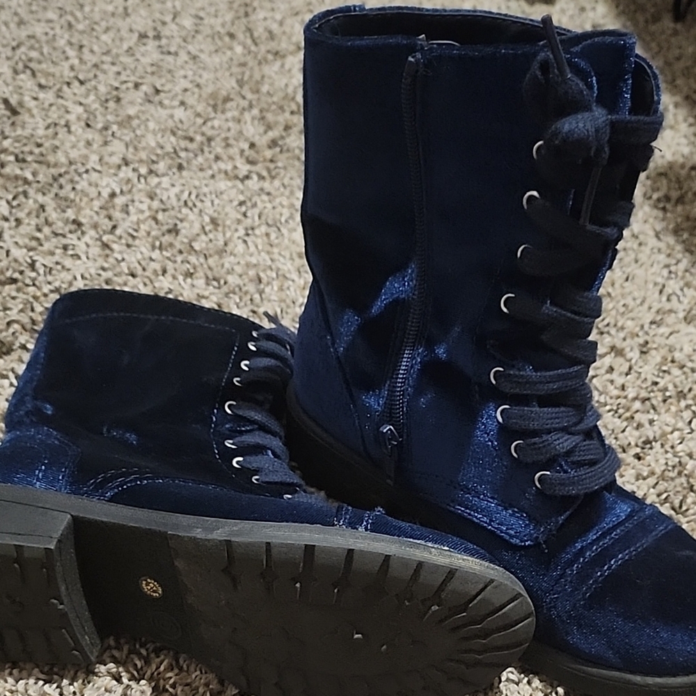 Arizona Blue Velvet Boots